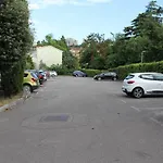 Apartmajsko Naselje Zusterna *