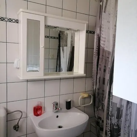 Apartmajsko Naselje Zusterna