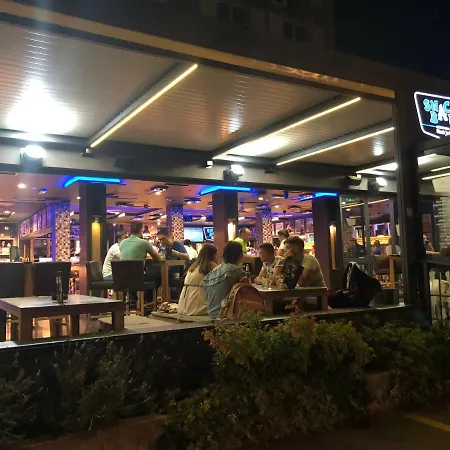 Apartmajsko Naselje Zusterna Apartmán